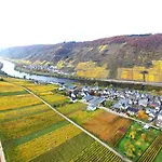 Georg Andre Soehne Apartamento *