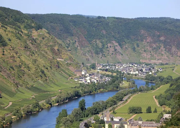 Apartment Georg Andre Soehne Ernst