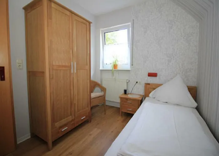 Georg Andre Soehne Apartmán Ernst