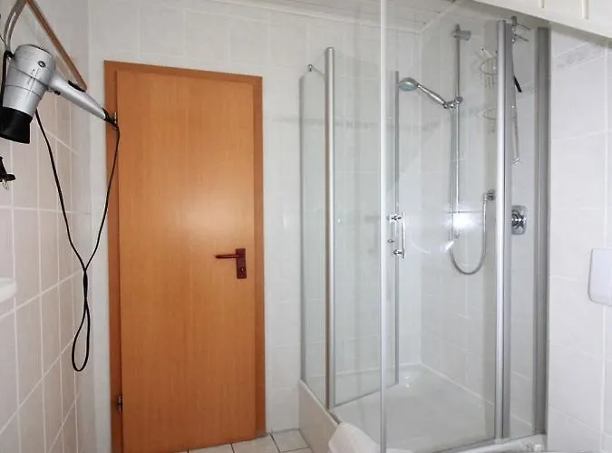 Georg Andre Soehne Apartmán Ernst